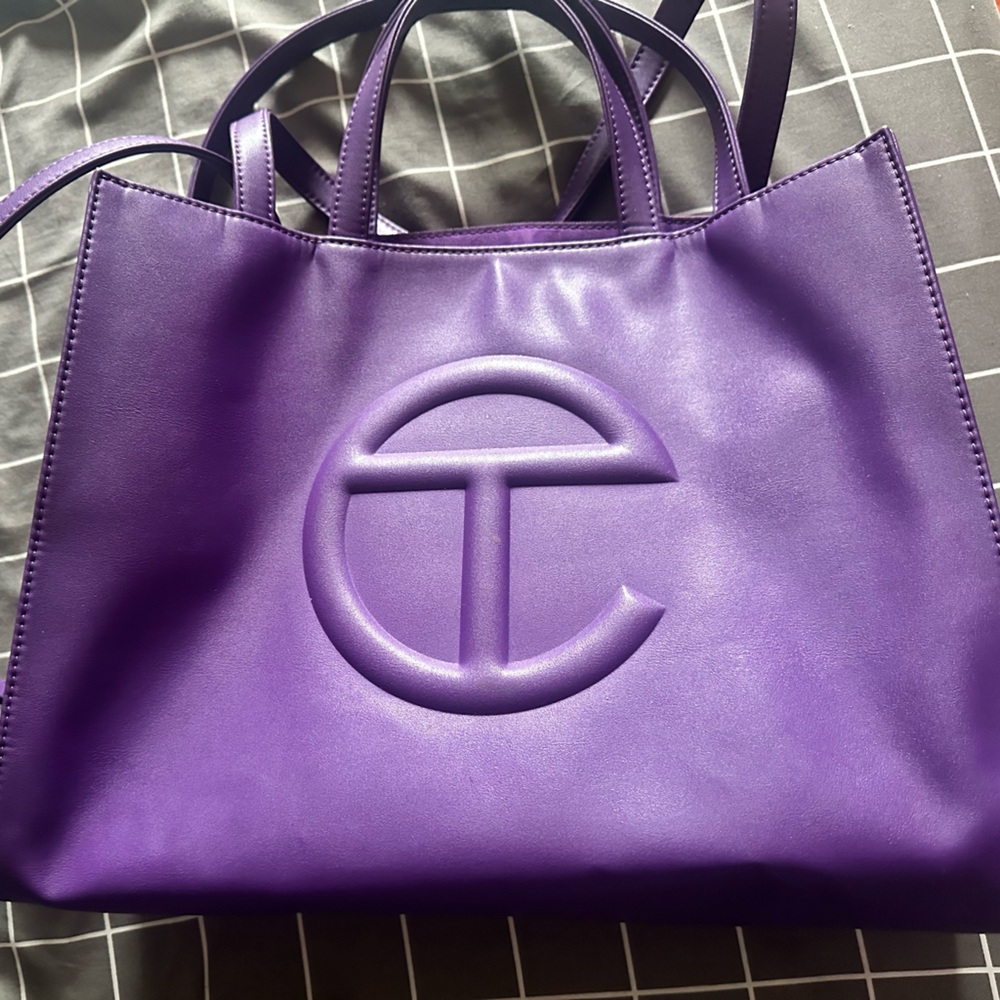 Grape telfar large
